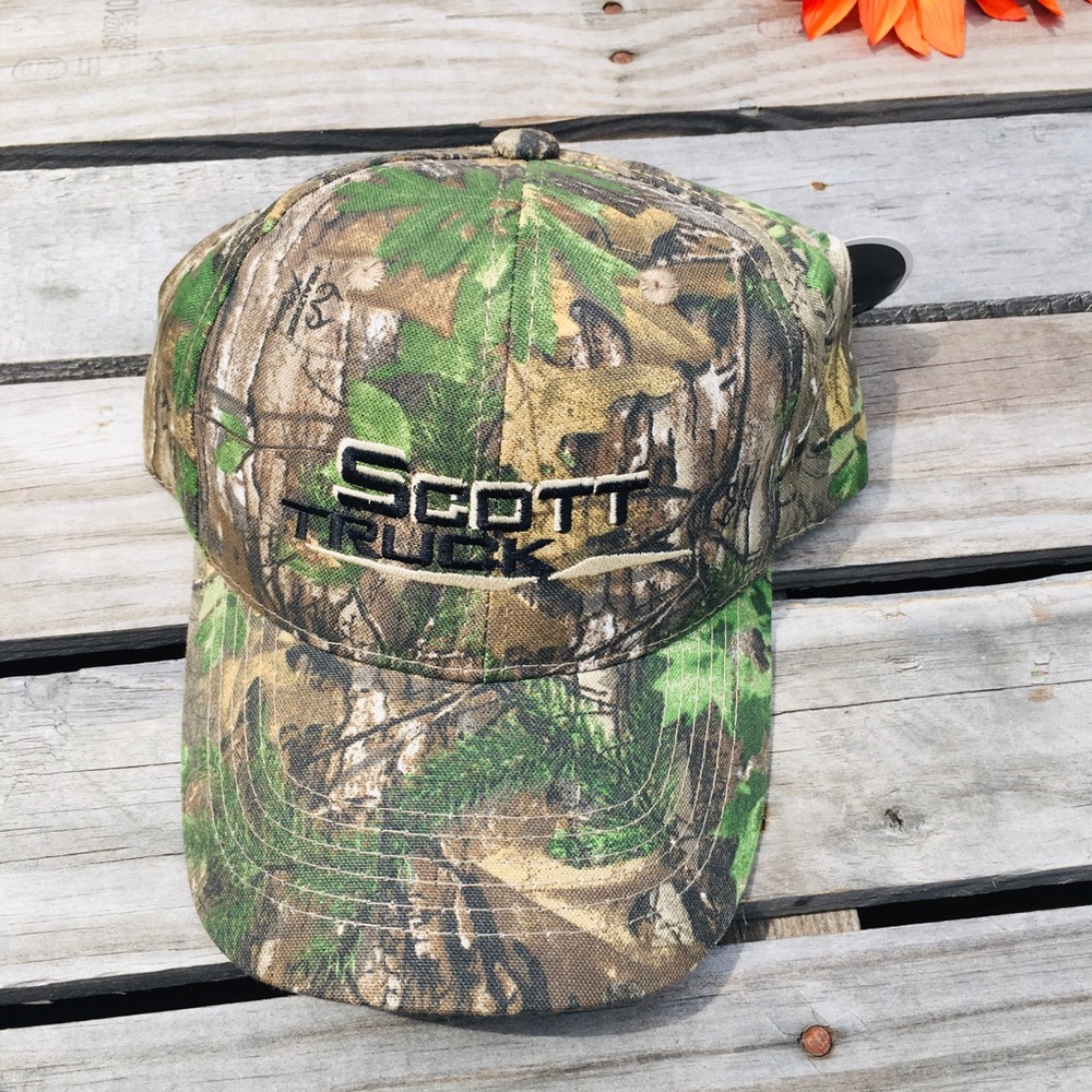 Real Tree 🌳 🧢 - Picture 4 of 6
